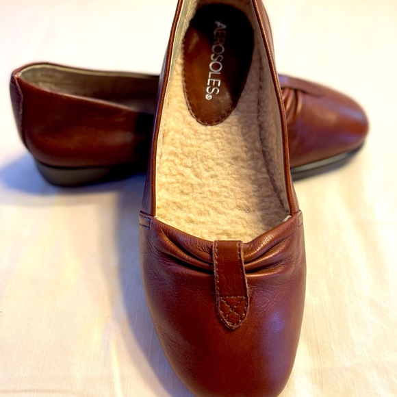 Aerosoles Special Edition fleece lined comfort flats. Brown leather size 5.5 - Picture 6 of 12